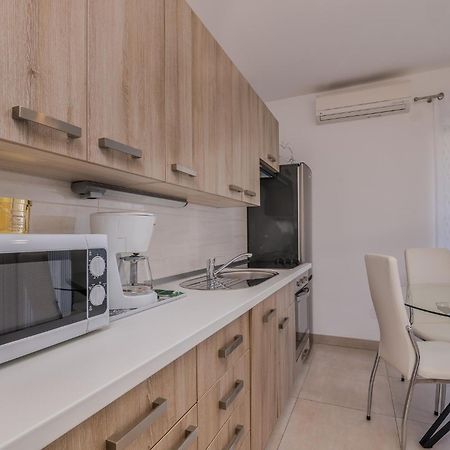 Apartments Prendivoj Malinska Zewnętrze zdjęcie